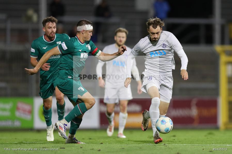 Stadion am Schönbusch, Aschaffenburg, 13.09.2024, sport, action, BFV, Fussball, 9. Spieltag, Regionalliga Bayern, FCA, SVA, FC Augsburg II, SV Viktoria Aschaffenburg - Bild-ID: 2435573
