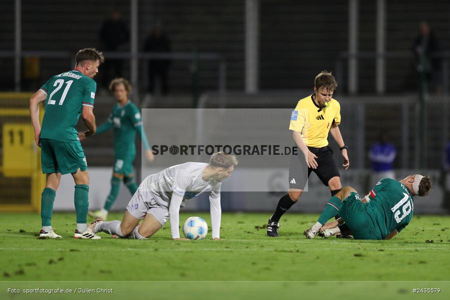 Stadion am Schönbusch, Aschaffenburg, 13.09.2024, sport, action, BFV, Fussball, 9. Spieltag, Regionalliga Bayern, FCA, SVA, FC Augsburg II, SV Viktoria Aschaffenburg - Bild-ID: 2435579