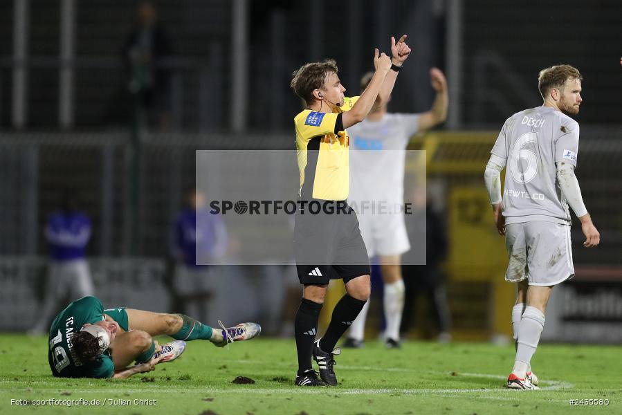 Stadion am Schönbusch, Aschaffenburg, 13.09.2024, sport, action, BFV, Fussball, 9. Spieltag, Regionalliga Bayern, FCA, SVA, FC Augsburg II, SV Viktoria Aschaffenburg - Bild-ID: 2435580