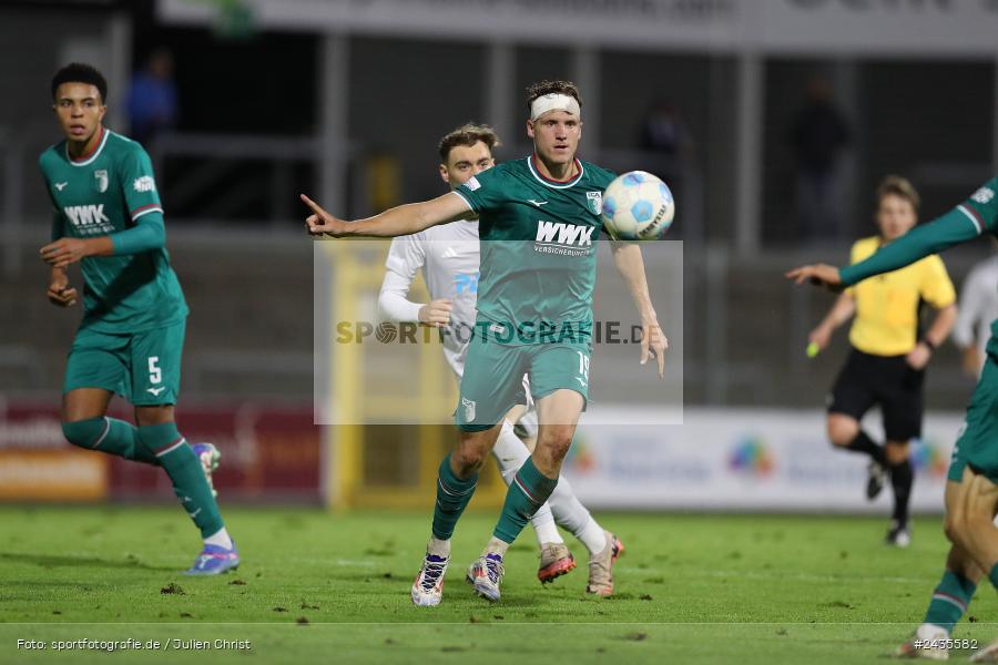 Stadion am Schönbusch, Aschaffenburg, 13.09.2024, sport, action, BFV, Fussball, 9. Spieltag, Regionalliga Bayern, FCA, SVA, FC Augsburg II, SV Viktoria Aschaffenburg - Bild-ID: 2435582