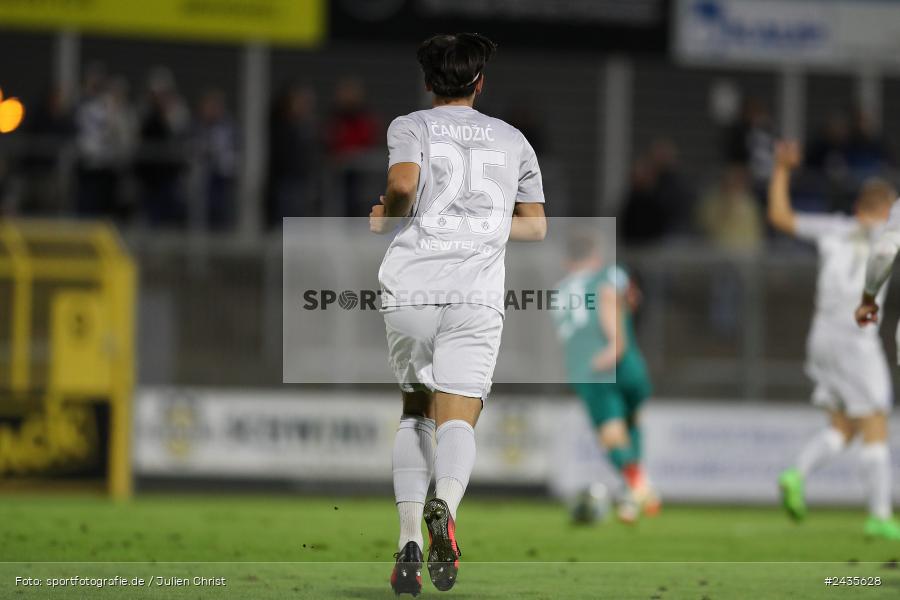 Stadion am Schönbusch, Aschaffenburg, 13.09.2024, sport, action, BFV, Fussball, 9. Spieltag, Regionalliga Bayern, FCA, SVA, FC Augsburg II, SV Viktoria Aschaffenburg - Bild-ID: 2435628
