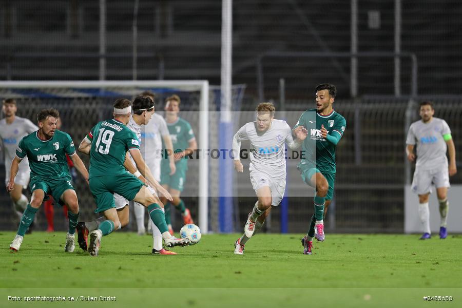 Stadion am Schönbusch, Aschaffenburg, 13.09.2024, sport, action, BFV, Fussball, 9. Spieltag, Regionalliga Bayern, FCA, SVA, FC Augsburg II, SV Viktoria Aschaffenburg - Bild-ID: 2435630
