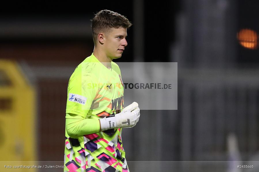 Stadion am Schönbusch, Aschaffenburg, 13.09.2024, sport, action, BFV, Fussball, 9. Spieltag, Regionalliga Bayern, FCA, SVA, FC Augsburg II, SV Viktoria Aschaffenburg - Bild-ID: 2435665