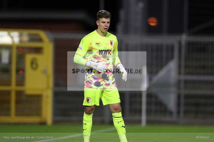Stadion am Schönbusch, Aschaffenburg, 13.09.2024, sport, action, BFV, Fussball, 9. Spieltag, Regionalliga Bayern, FCA, SVA, FC Augsburg II, SV Viktoria Aschaffenburg - Bild-ID: 2435667