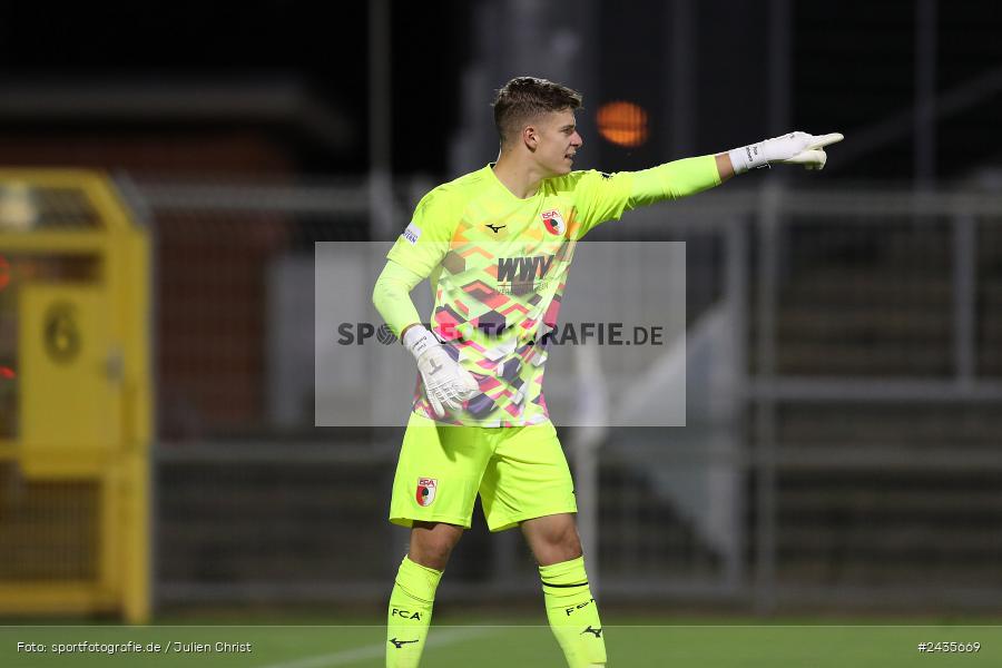 Stadion am Schönbusch, Aschaffenburg, 13.09.2024, sport, action, BFV, Fussball, 9. Spieltag, Regionalliga Bayern, FCA, SVA, FC Augsburg II, SV Viktoria Aschaffenburg - Bild-ID: 2435669