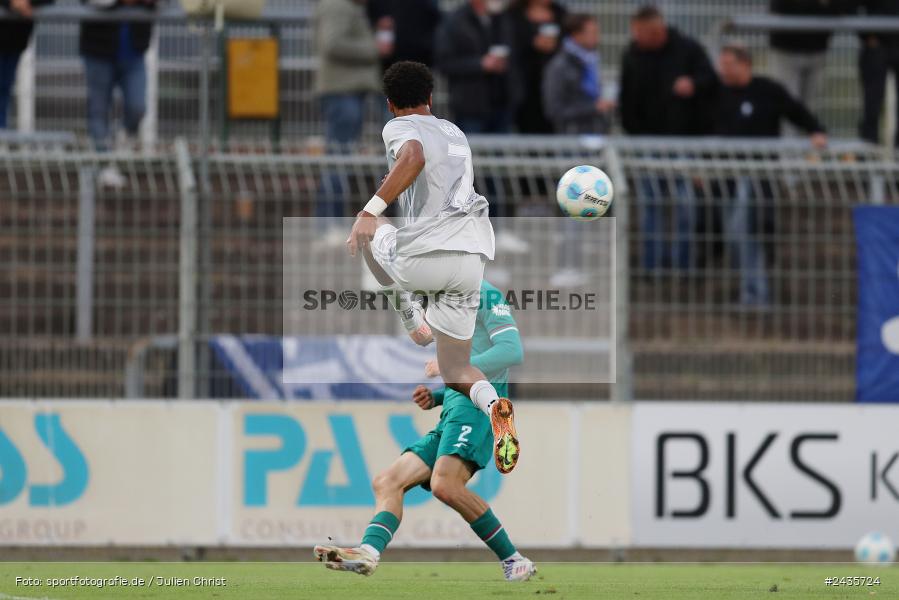 Stadion am Schönbusch, Aschaffenburg, 13.09.2024, sport, action, BFV, Fussball, 9. Spieltag, Regionalliga Bayern, FCA, SVA, FC Augsburg II, SV Viktoria Aschaffenburg - Bild-ID: 2435724