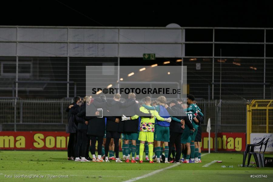 Stadion am Schönbusch, Aschaffenburg, 13.09.2024, sport, action, BFV, Fussball, 9. Spieltag, Regionalliga Bayern, FCA, SVA, FC Augsburg II, SV Viktoria Aschaffenburg - Bild-ID: 2435746