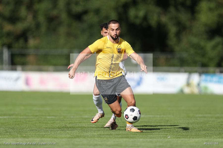 Fundamentum Sportpark, Karlburg, 14.09.2024, sport, action, BFV, Fussball, 11. Spieltag, Bayernliga Nord, HOF, TSV, SpVgg Bayern Hof, TSV Karlburg - Bild-ID: 2435788