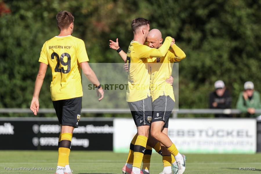 Fundamentum Sportpark, Karlburg, 14.09.2024, sport, action, BFV, Fussball, 11. Spieltag, Bayernliga Nord, HOF, TSV, SpVgg Bayern Hof, TSV Karlburg - Bild-ID: 2435822