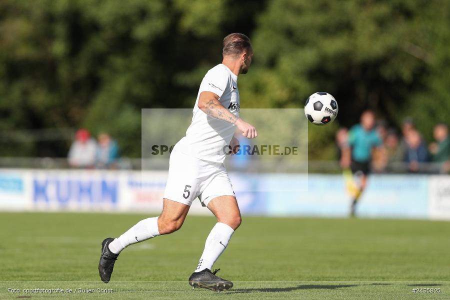 Fundamentum Sportpark, Karlburg, 14.09.2024, sport, action, BFV, Fussball, 11. Spieltag, Bayernliga Nord, HOF, TSV, SpVgg Bayern Hof, TSV Karlburg - Bild-ID: 2435825