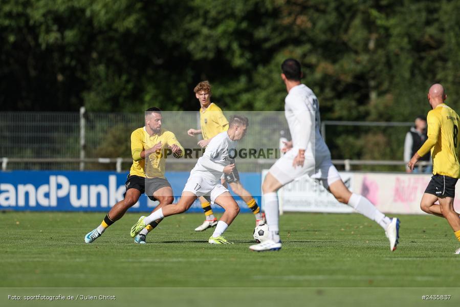 Fundamentum Sportpark, Karlburg, 14.09.2024, sport, action, BFV, Fussball, 11. Spieltag, Bayernliga Nord, HOF, TSV, SpVgg Bayern Hof, TSV Karlburg - Bild-ID: 2435837