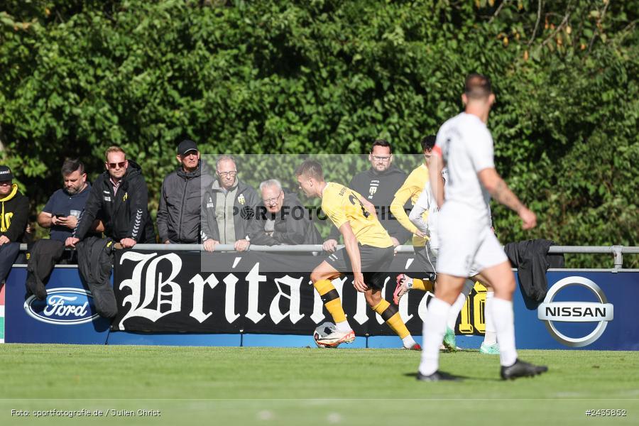Fundamentum Sportpark, Karlburg, 14.09.2024, sport, action, BFV, Fussball, 11. Spieltag, Bayernliga Nord, HOF, TSV, SpVgg Bayern Hof, TSV Karlburg - Bild-ID: 2435852