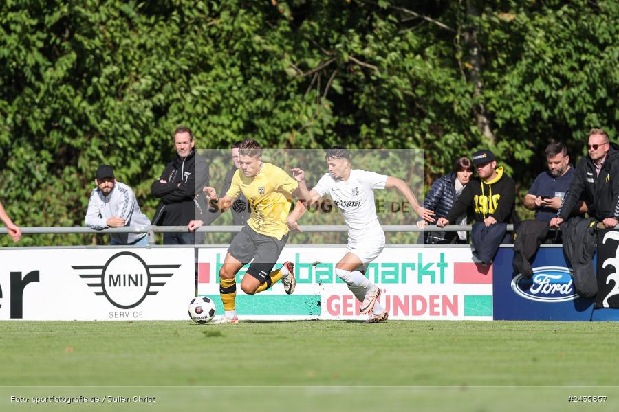 Fundamentum Sportpark, Karlburg, 14.09.2024, sport, action, BFV, Fussball, 11. Spieltag, Bayernliga Nord, HOF, TSV, SpVgg Bayern Hof, TSV Karlburg - Bild-ID: 2435857