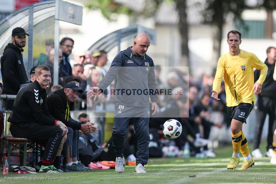 Fundamentum Sportpark, Karlburg, 14.09.2024, sport, action, BFV, Fussball, 11. Spieltag, Bayernliga Nord, HOF, TSV, SpVgg Bayern Hof, TSV Karlburg - Bild-ID: 2435876