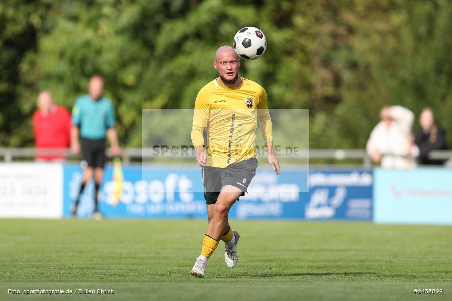 Fundamentum Sportpark, Karlburg, 14.09.2024, sport, action, BFV, Fussball, 11. Spieltag, Bayernliga Nord, HOF, TSV, SpVgg Bayern Hof, TSV Karlburg - Bild-ID: 2435899
