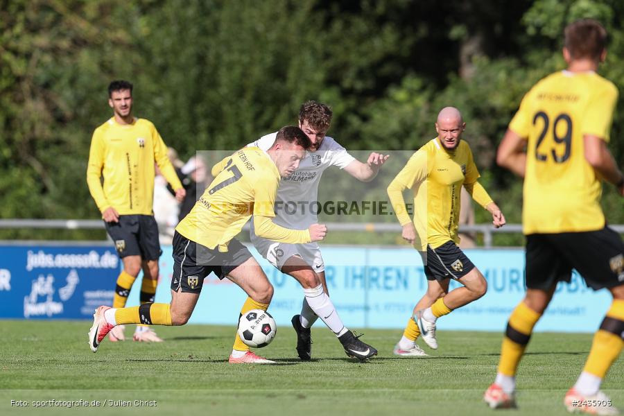 Fundamentum Sportpark, Karlburg, 14.09.2024, sport, action, BFV, Fussball, 11. Spieltag, Bayernliga Nord, HOF, TSV, SpVgg Bayern Hof, TSV Karlburg - Bild-ID: 2435903