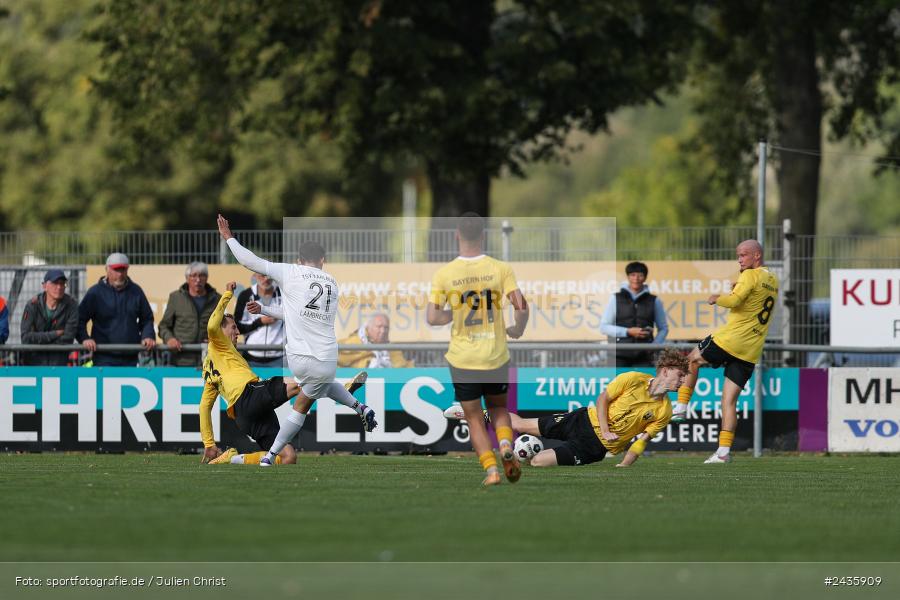Fundamentum Sportpark, Karlburg, 14.09.2024, sport, action, BFV, Fussball, 11. Spieltag, Bayernliga Nord, HOF, TSV, SpVgg Bayern Hof, TSV Karlburg - Bild-ID: 2435909 Fundamentum Sportpark, Karlburg, 14.09.2024, sport, action, BFV, Fussball, 11. Spieltag, Bayernliga Nord, HOF, TSV, SpVgg Bayern Hof, TSV Karlburg - Bild-ID: 2435909
