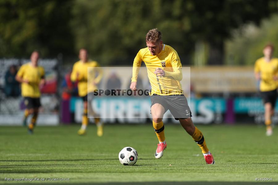 Fundamentum Sportpark, Karlburg, 14.09.2024, sport, action, BFV, Fussball, 11. Spieltag, Bayernliga Nord, HOF, TSV, SpVgg Bayern Hof, TSV Karlburg - Bild-ID: 2435914 Fundamentum Sportpark, Karlburg, 14.09.2024, sport, action, BFV, Fussball, 11. Spieltag, Bayernliga Nord, HOF, TSV, SpVgg Bayern Hof, TSV Karlburg - Bild-ID: 2435914