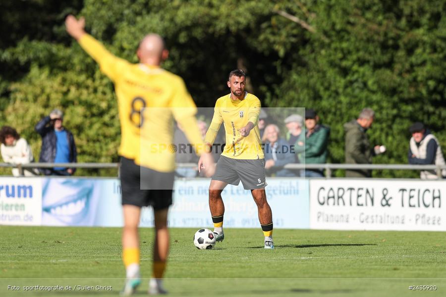 Fundamentum Sportpark, Karlburg, 14.09.2024, sport, action, BFV, Fussball, 11. Spieltag, Bayernliga Nord, HOF, TSV, SpVgg Bayern Hof, TSV Karlburg - Bild-ID: 2435920 Fundamentum Sportpark, Karlburg, 14.09.2024, sport, action, BFV, Fussball, 11. Spieltag, Bayernliga Nord, HOF, TSV, SpVgg Bayern Hof, TSV Karlburg - Bild-ID: 2435920