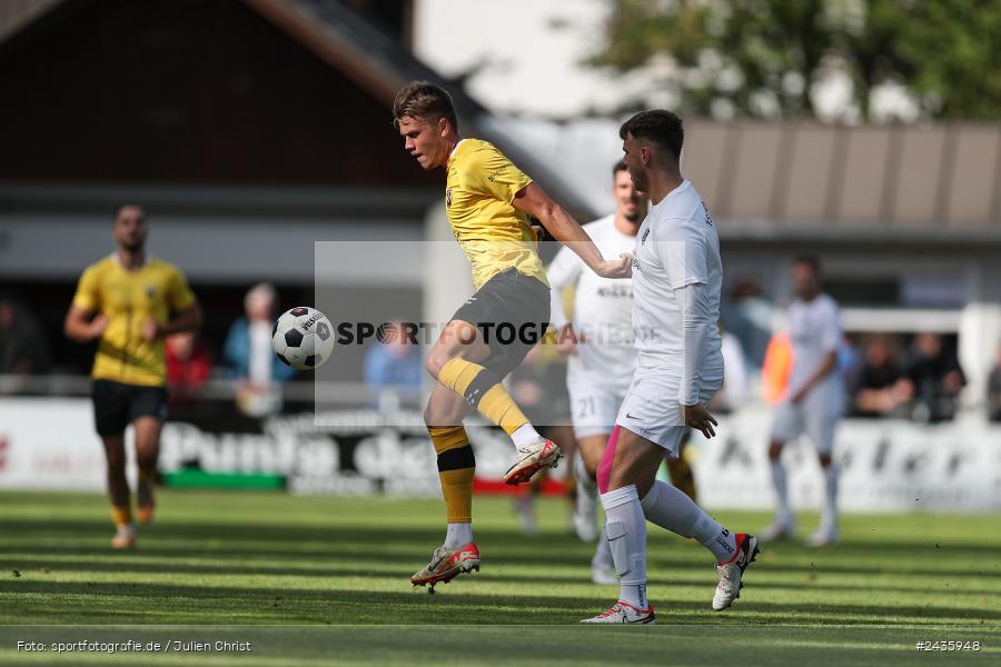 Fundamentum Sportpark, Karlburg, 14.09.2024, sport, action, BFV, Fussball, 11. Spieltag, Bayernliga Nord, HOF, TSV, SpVgg Bayern Hof, TSV Karlburg - Bild-ID: 2435948
