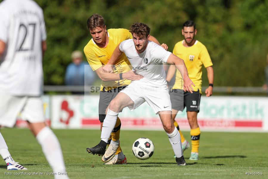 Fundamentum Sportpark, Karlburg, 14.09.2024, sport, action, BFV, Fussball, 11. Spieltag, Bayernliga Nord, HOF, TSV, SpVgg Bayern Hof, TSV Karlburg - Bild-ID: 2435953