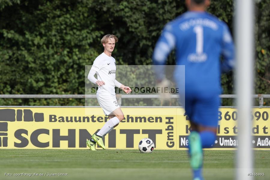Fundamentum Sportpark, Karlburg, 14.09.2024, sport, action, BFV, Fussball, 11. Spieltag, Bayernliga Nord, HOF, TSV, SpVgg Bayern Hof, TSV Karlburg - Bild-ID: 2435993
