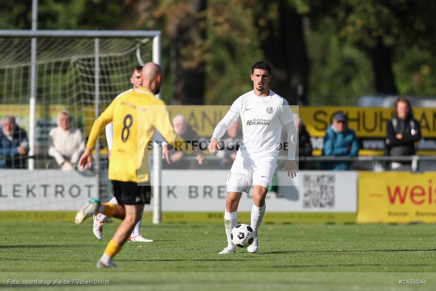 Fundamentum Sportpark, Karlburg, 14.09.2024, sport, action, BFV, Fussball, 11. Spieltag, Bayernliga Nord, HOF, TSV, SpVgg Bayern Hof, TSV Karlburg - Bild-ID: 2436046