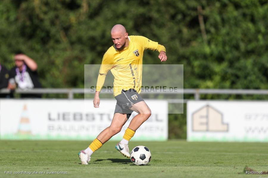 Fundamentum Sportpark, Karlburg, 14.09.2024, sport, action, BFV, Fussball, 11. Spieltag, Bayernliga Nord, HOF, TSV, SpVgg Bayern Hof, TSV Karlburg - Bild-ID: 2436065