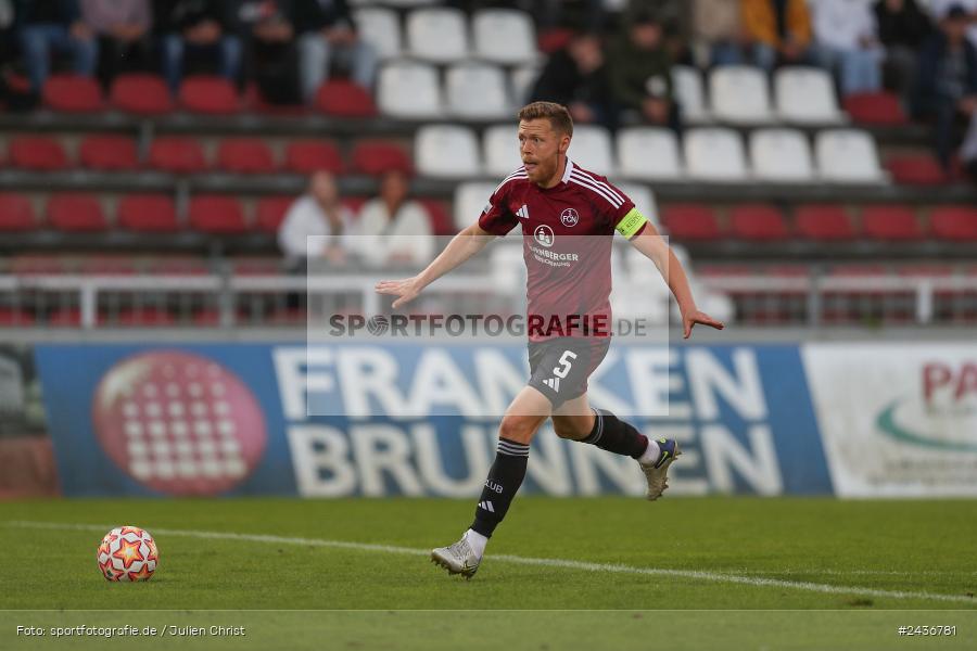 AKON Arena, Würzburg, 17.09.2024, sport, action, BFV, Fussball, 5. Spieltag, Regionalliga Bayern, FCN, FWK, 1. FC Nürnberg II, FC Würzburger Kickers - Bild-ID: 2436781 AKON Arena, Würzburg, 17.09.2024, sport, action, BFV, Fussball, 5. Spieltag, Regionalliga Bayern, FCN, FWK, 1. FC Nürnberg II, FC Würzburger Kickers - Bild-ID: 2436781