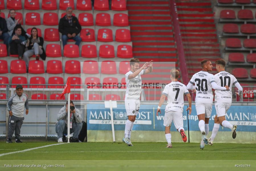 AKON Arena, Würzburg, 17.09.2024, sport, action, BFV, Fussball, 5. Spieltag, Regionalliga Bayern, FCN, FWK, 1. FC Nürnberg II, FC Würzburger Kickers - Bild-ID: 2436794