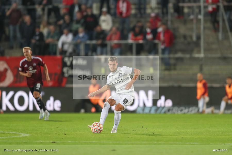 AKON Arena, Würzburg, 17.09.2024, sport, action, BFV, Fussball, 5. Spieltag, Regionalliga Bayern, FCN, FWK, 1. FC Nürnberg II, FC Würzburger Kickers - Bild-ID: 2436891