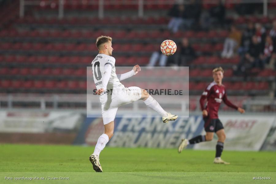 AKON Arena, Würzburg, 17.09.2024, sport, action, BFV, Fussball, 5. Spieltag, Regionalliga Bayern, FCN, FWK, 1. FC Nürnberg II, FC Würzburger Kickers - Bild-ID: 2436949 AKON Arena, Würzburg, 17.09.2024, sport, action, BFV, Fussball, 5. Spieltag, Regionalliga Bayern, FCN, FWK, 1. FC Nürnberg II, FC Würzburger Kickers - Bild-ID: 2436949