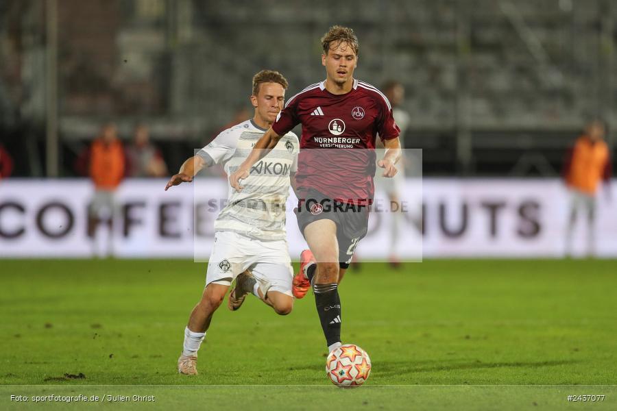 AKON Arena, Würzburg, 17.09.2024, sport, action, BFV, Fussball, 5. Spieltag, Regionalliga Bayern, FCN, FWK, 1. FC Nürnberg II, FC Würzburger Kickers - Bild-ID: 2437077 AKON Arena, Würzburg, 17.09.2024, sport, action, BFV, Fussball, 5. Spieltag, Regionalliga Bayern, FCN, FWK, 1. FC Nürnberg II, FC Würzburger Kickers - Bild-ID: 2437077