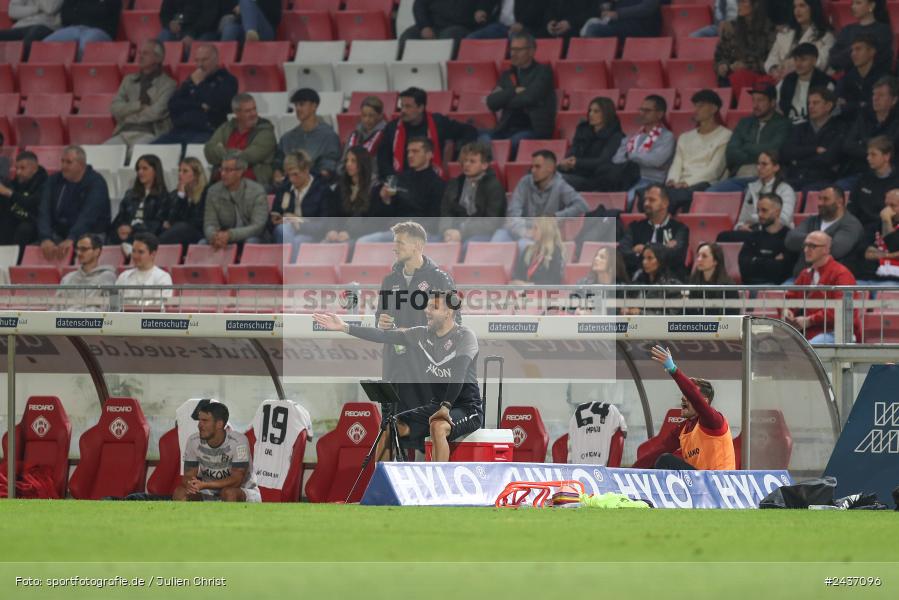 AKON Arena, Würzburg, 17.09.2024, sport, action, BFV, Fussball, 5. Spieltag, Regionalliga Bayern, FCN, FWK, 1. FC Nürnberg II, FC Würzburger Kickers - Bild-ID: 2437096 AKON Arena, Würzburg, 17.09.2024, sport, action, BFV, Fussball, 5. Spieltag, Regionalliga Bayern, FCN, FWK, 1. FC Nürnberg II, FC Würzburger Kickers - Bild-ID: 2437096