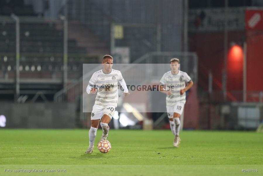 AKON Arena, Würzburg, 17.09.2024, sport, action, BFV, Fussball, 5. Spieltag, Regionalliga Bayern, FCN, FWK, 1. FC Nürnberg II, FC Würzburger Kickers - Bild-ID: 2437103 AKON Arena, Würzburg, 17.09.2024, sport, action, BFV, Fussball, 5. Spieltag, Regionalliga Bayern, FCN, FWK, 1. FC Nürnberg II, FC Würzburger Kickers - Bild-ID: 2437103