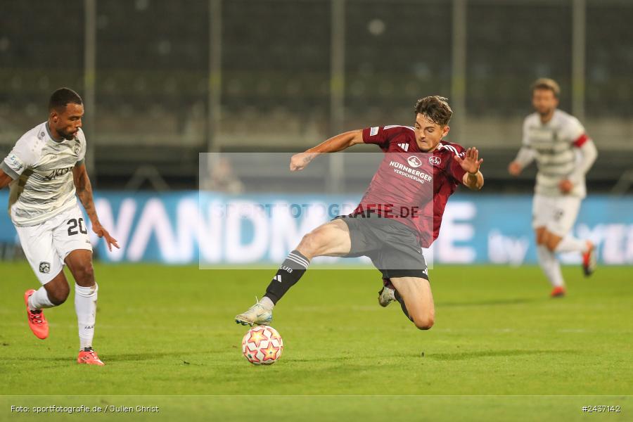 AKON Arena, Würzburg, 17.09.2024, sport, action, BFV, Fussball, 5. Spieltag, Regionalliga Bayern, FCN, FWK, 1. FC Nürnberg II, FC Würzburger Kickers - Bild-ID: 2437142 AKON Arena, Würzburg, 17.09.2024, sport, action, BFV, Fussball, 5. Spieltag, Regionalliga Bayern, FCN, FWK, 1. FC Nürnberg II, FC Würzburger Kickers - Bild-ID: 2437142