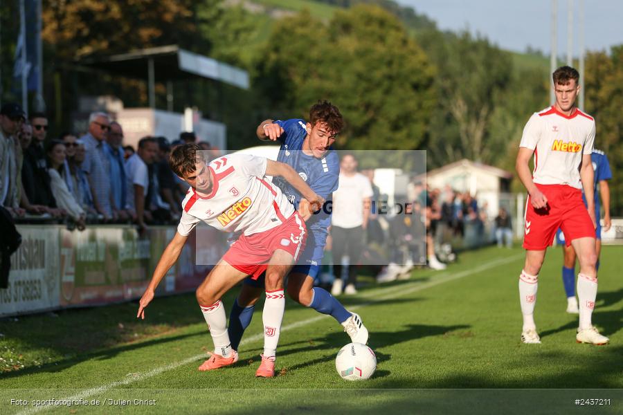 Sepp-Endres-Sportanlage, Würzburg, 18.09.2024, sport, action, BFV, Fussball, 4. Spieltag, Nachholspieltag, Bayernliga Nord, SSV, WFV, SSV Jahn Regensburg II (U21), Würzburger FV 04 - Bild-ID: 2437211