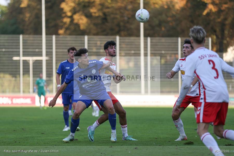 Sepp-Endres-Sportanlage, Würzburg, 18.09.2024, sport, action, BFV, Fussball, 4. Spieltag, Nachholspieltag, Bayernliga Nord, SSV, WFV, SSV Jahn Regensburg II (U21), Würzburger FV 04 - Bild-ID: 2437220