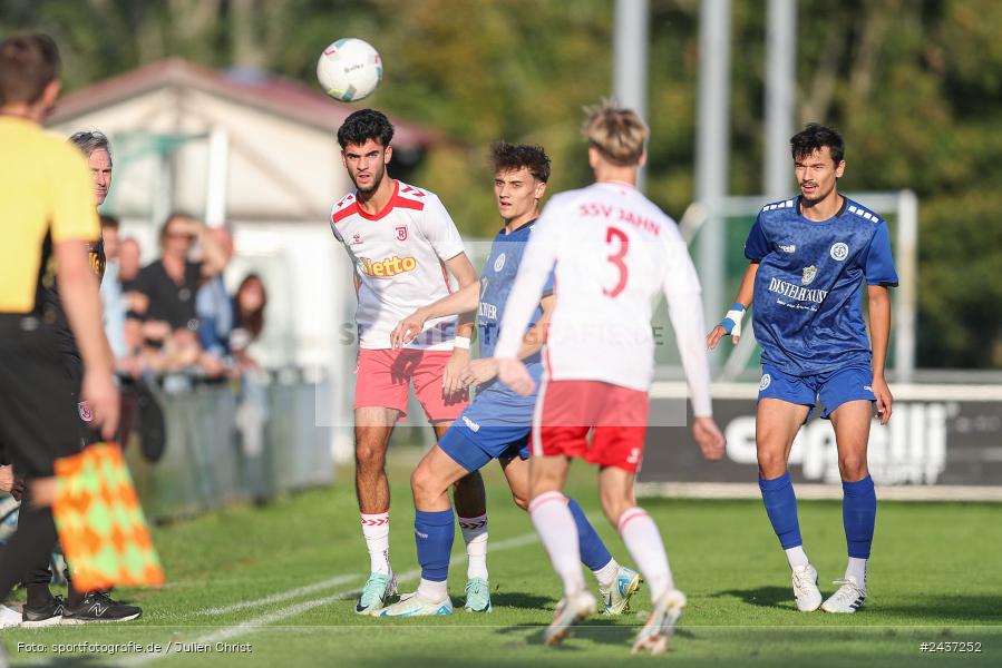 Sepp-Endres-Sportanlage, Würzburg, 18.09.2024, sport, action, BFV, Fussball, 4. Spieltag, Nachholspieltag, Bayernliga Nord, SSV, WFV, SSV Jahn Regensburg II (U21), Würzburger FV 04 - Bild-ID: 2437252