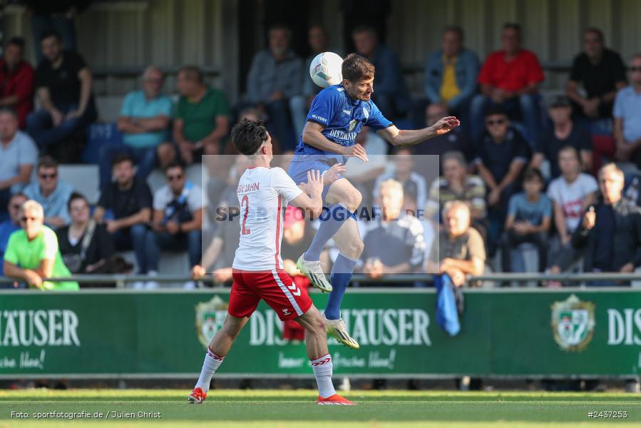 Sepp-Endres-Sportanlage, Würzburg, 18.09.2024, sport, action, BFV, Fussball, 4. Spieltag, Nachholspieltag, Bayernliga Nord, SSV, WFV, SSV Jahn Regensburg II (U21), Würzburger FV 04 - Bild-ID: 2437253