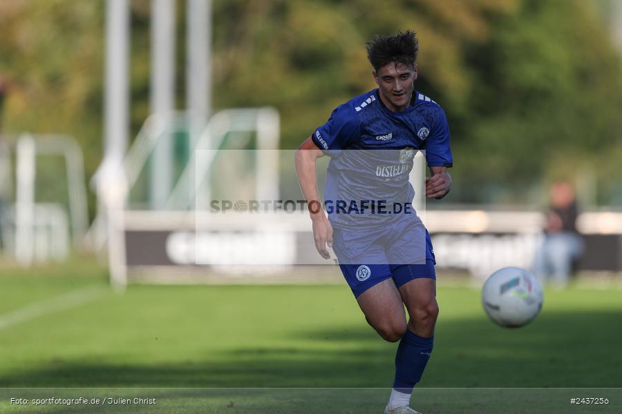 Sepp-Endres-Sportanlage, Würzburg, 18.09.2024, sport, action, BFV, Fussball, 4. Spieltag, Nachholspieltag, Bayernliga Nord, SSV, WFV, SSV Jahn Regensburg II (U21), Würzburger FV 04 - Bild-ID: 2437256