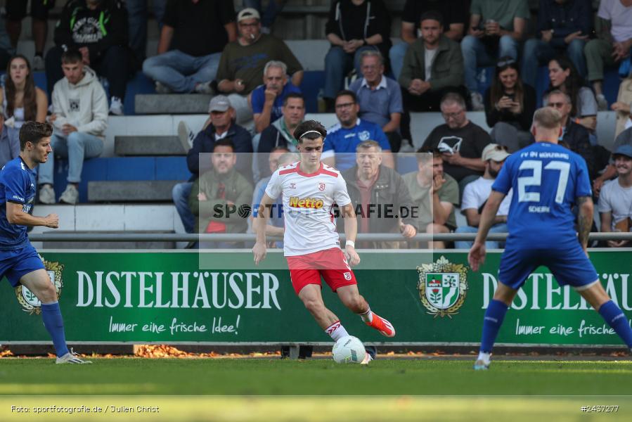 Sepp-Endres-Sportanlage, Würzburg, 18.09.2024, sport, action, BFV, Fussball, 4. Spieltag, Nachholspieltag, Bayernliga Nord, SSV, WFV, SSV Jahn Regensburg II (U21), Würzburger FV 04 - Bild-ID: 2437277