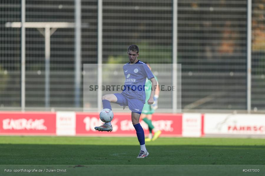 Sepp-Endres-Sportanlage, Würzburg, 18.09.2024, sport, action, BFV, Fussball, 4. Spieltag, Nachholspieltag, Bayernliga Nord, SSV, WFV, SSV Jahn Regensburg II (U21), Würzburger FV 04 - Bild-ID: 2437300