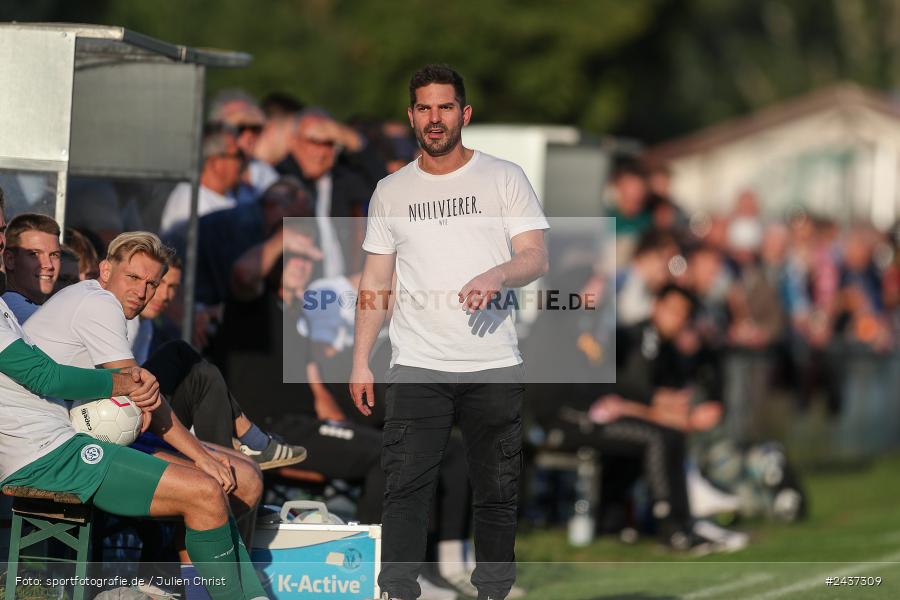 Sepp-Endres-Sportanlage, Würzburg, 18.09.2024, sport, action, BFV, Fussball, 4. Spieltag, Nachholspieltag, Bayernliga Nord, SSV, WFV, SSV Jahn Regensburg II (U21), Würzburger FV 04 - Bild-ID: 2437309