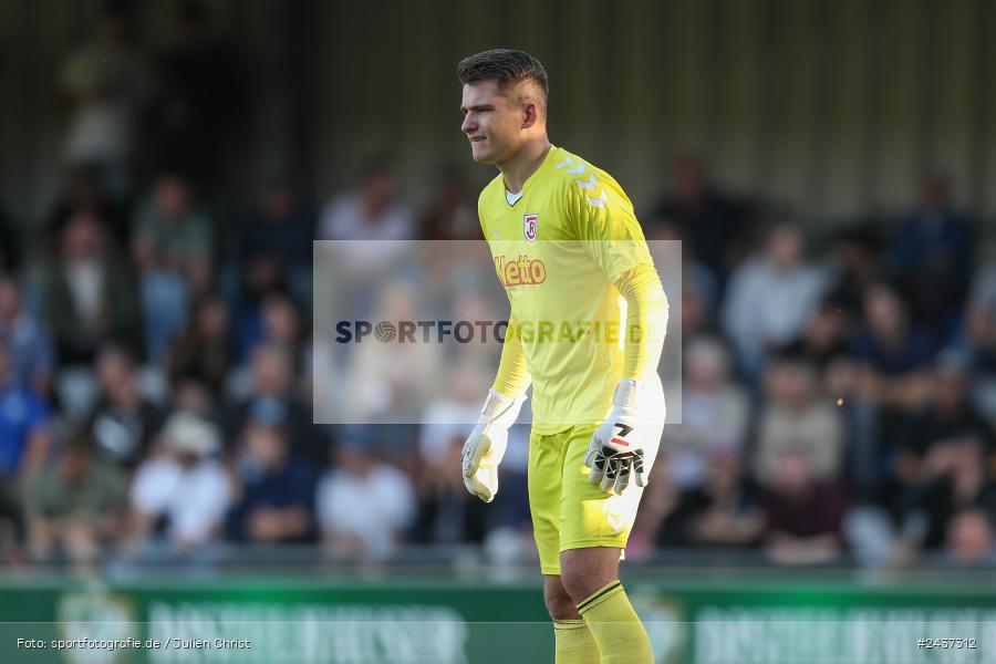 Sepp-Endres-Sportanlage, Würzburg, 18.09.2024, sport, action, BFV, Fussball, 4. Spieltag, Nachholspieltag, Bayernliga Nord, SSV, WFV, SSV Jahn Regensburg II (U21), Würzburger FV 04 - Bild-ID: 2437312