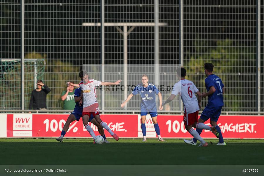 Sepp-Endres-Sportanlage, Würzburg, 18.09.2024, sport, action, BFV, Fussball, 4. Spieltag, Nachholspieltag, Bayernliga Nord, SSV, WFV, SSV Jahn Regensburg II (U21), Würzburger FV 04 - Bild-ID: 2437333
