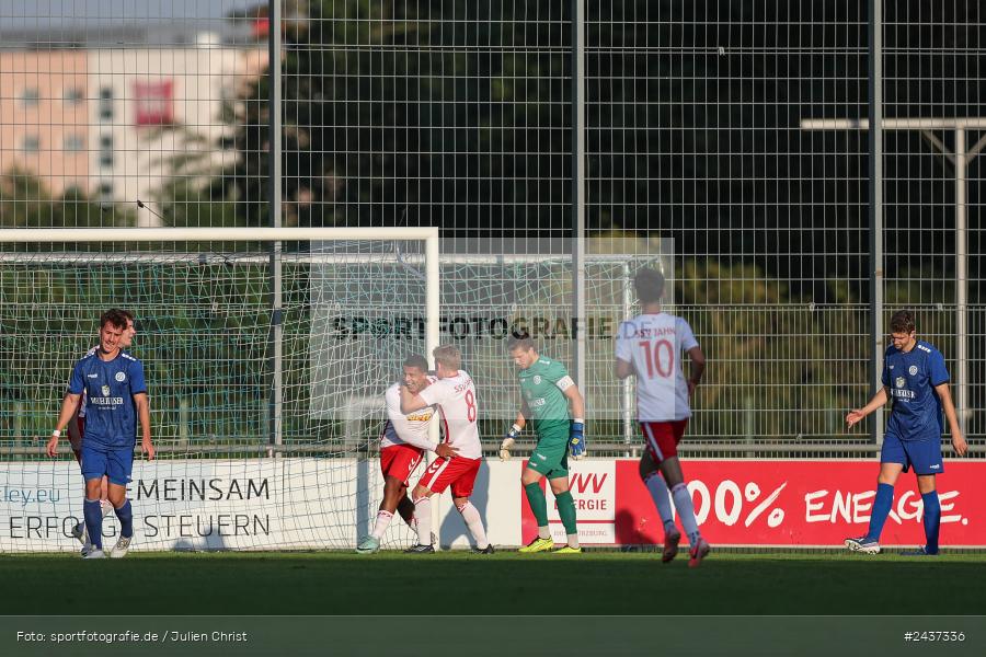 Sepp-Endres-Sportanlage, Würzburg, 18.09.2024, sport, action, BFV, Fussball, 4. Spieltag, Nachholspieltag, Bayernliga Nord, SSV, WFV, SSV Jahn Regensburg II (U21), Würzburger FV 04 - Bild-ID: 2437336