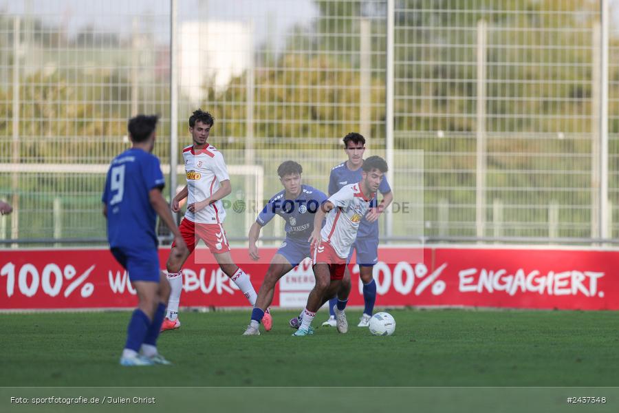Sepp-Endres-Sportanlage, Würzburg, 18.09.2024, sport, action, BFV, Fussball, 4. Spieltag, Nachholspieltag, Bayernliga Nord, SSV, WFV, SSV Jahn Regensburg II (U21), Würzburger FV 04 - Bild-ID: 2437348