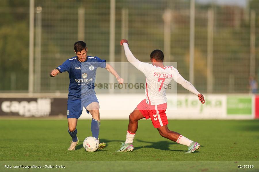 Sepp-Endres-Sportanlage, Würzburg, 18.09.2024, sport, action, BFV, Fussball, 4. Spieltag, Nachholspieltag, Bayernliga Nord, SSV, WFV, SSV Jahn Regensburg II (U21), Würzburger FV 04 - Bild-ID: 2437389