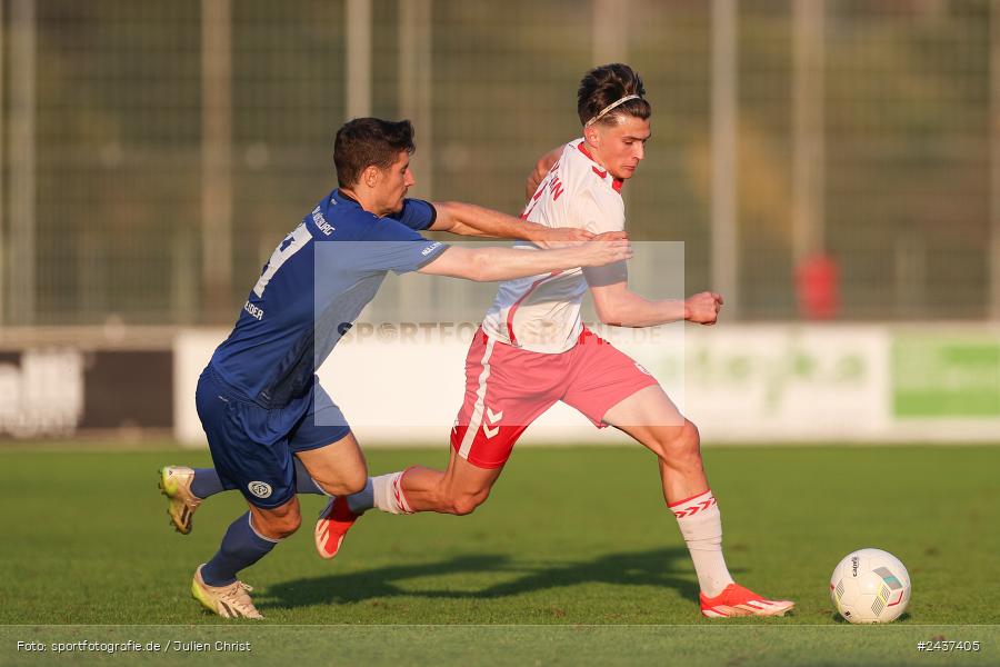 Sepp-Endres-Sportanlage, Würzburg, 18.09.2024, sport, action, BFV, Fussball, 4. Spieltag, Nachholspieltag, Bayernliga Nord, SSV, WFV, SSV Jahn Regensburg II (U21), Würzburger FV 04 - Bild-ID: 2437405